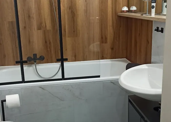 Tiny Style フォーエンシュトラウス